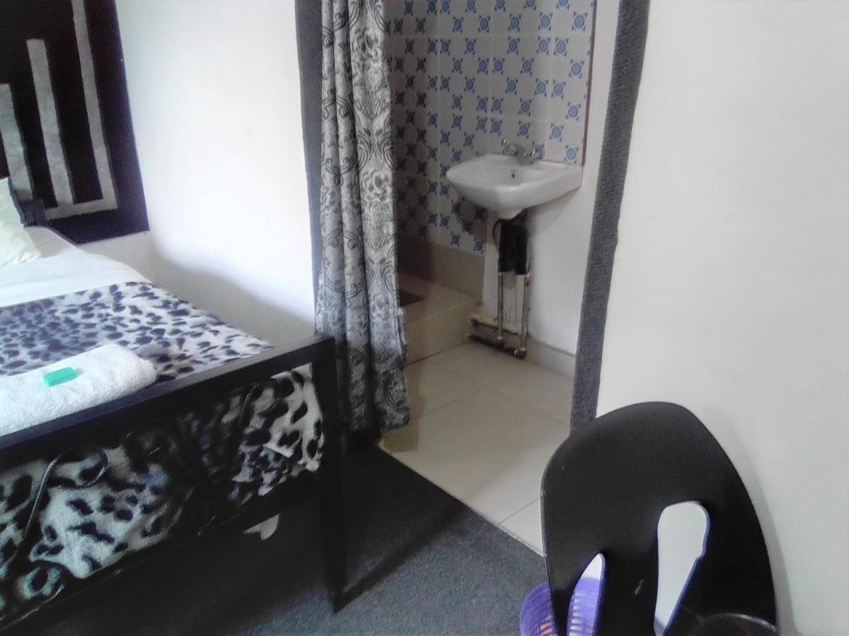 Auberge de jeunesse Fish Eagle Backpackers à Lusaka Extérieur photo