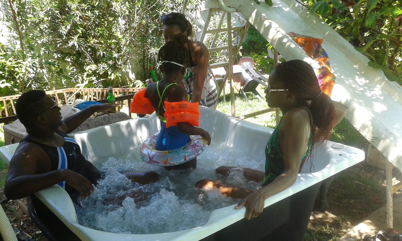 Auberge de jeunesse Fish Eagle Backpackers à Lusaka Extérieur photo